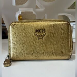 MCM GOLD KEY HOLDER WALLET